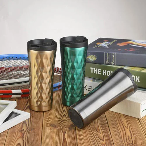 Qual é o melhor material para um copo de café?